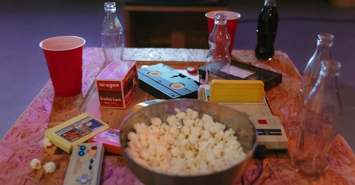 Семья играет в настольные игры дома в уютной обстановке